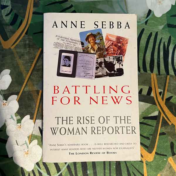 Battling for News book 8337