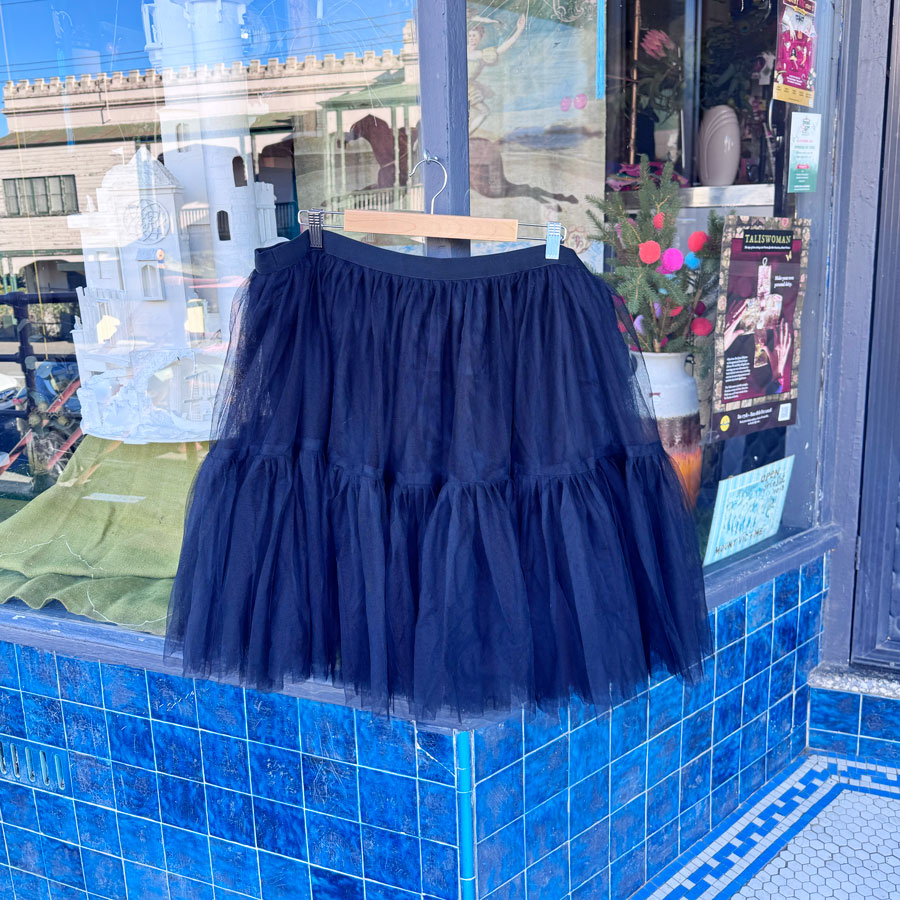 sz 4XL black tulle skirt