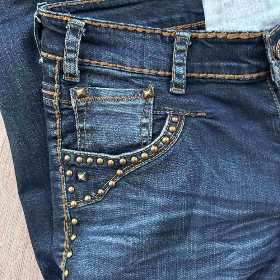 sz 30 dark denim studded jeans