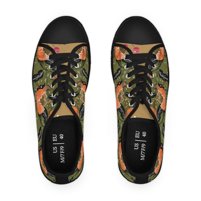 Vintage Chintz womens low top sneakers