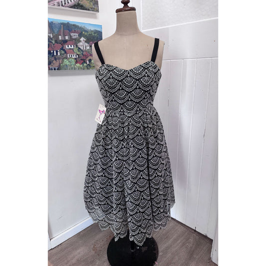 sz 6 Alannah Hill dress