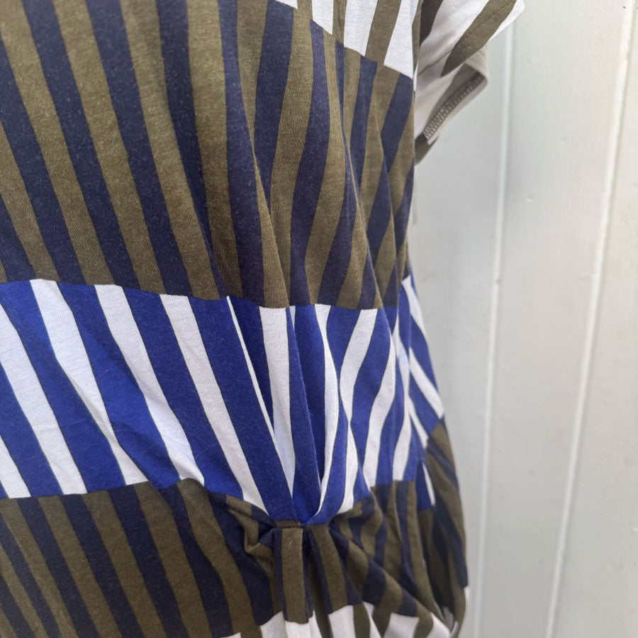 sz 12 ELK striped dress