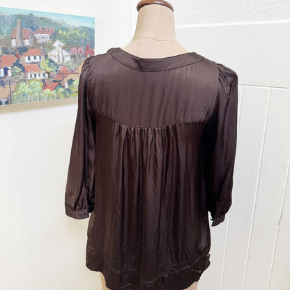 sz 6 H&M chocolate silky blouse
