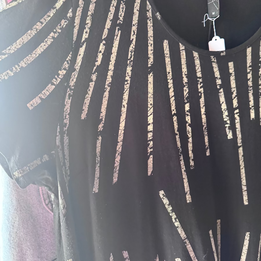 sz M Taking Shape smock top