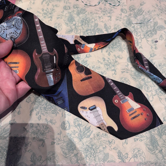 Guitar II retro tie