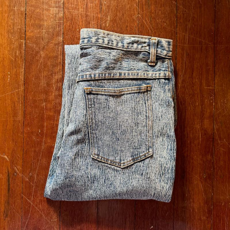 sz M ? Memphis Blues acid wash jeans