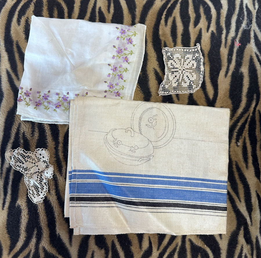 Linen tea towel set