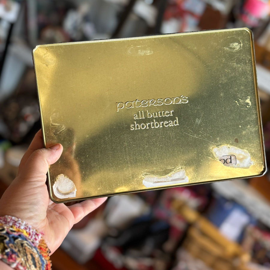 Patersons shortbread tin with dog