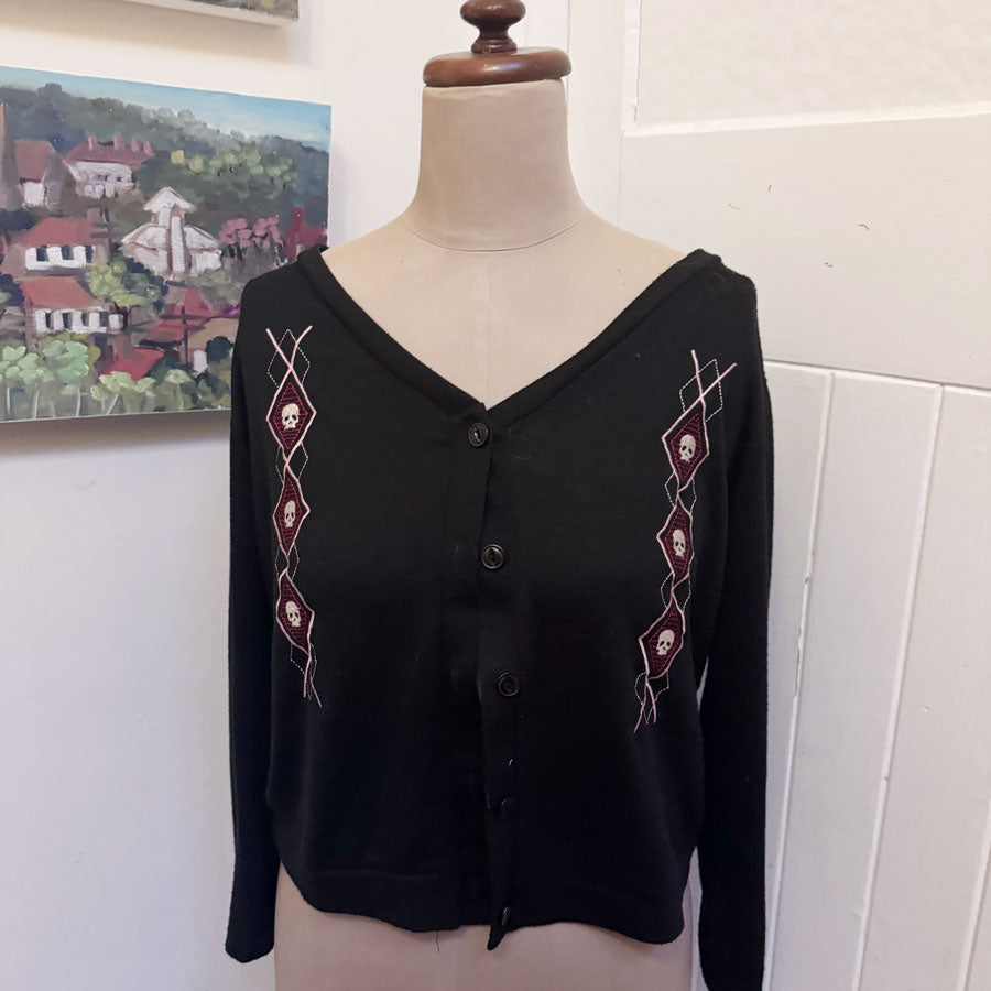 sz 3x Rock Steady skull cardigan