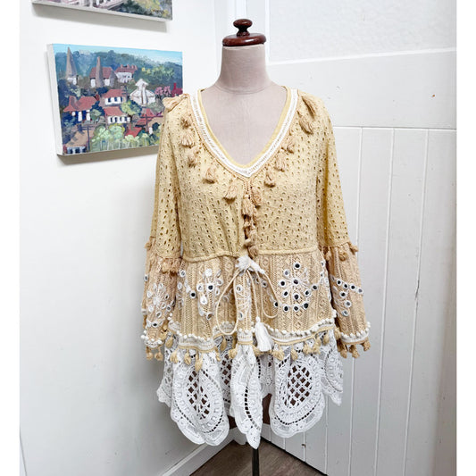sz M-L Talisman boho gypsy blouse
