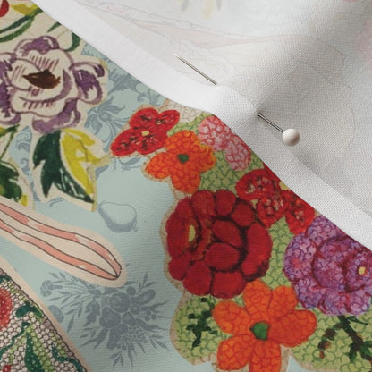 Fabric : Vintage Romance duck egg blue