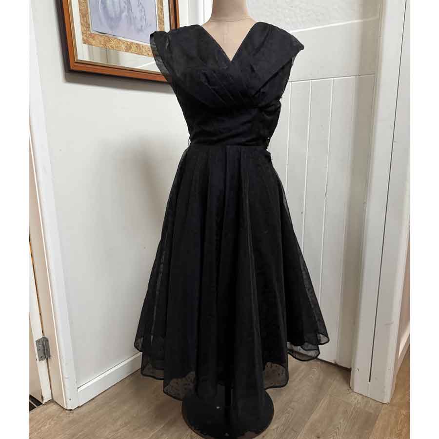 sz XS black organza ball dress