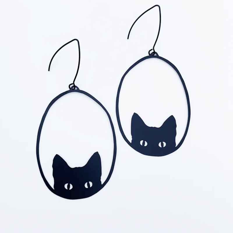Black cats dangle earrings
