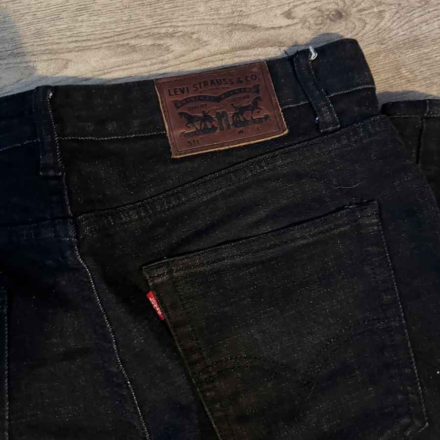 sz 34? black Levis 511