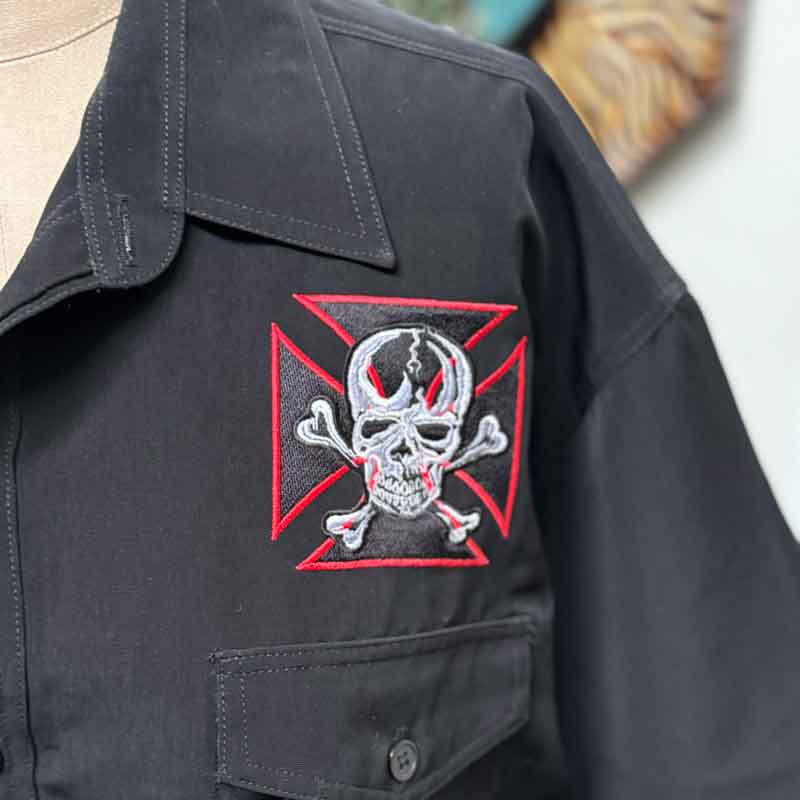 sz XXL black embroidered skull shirt