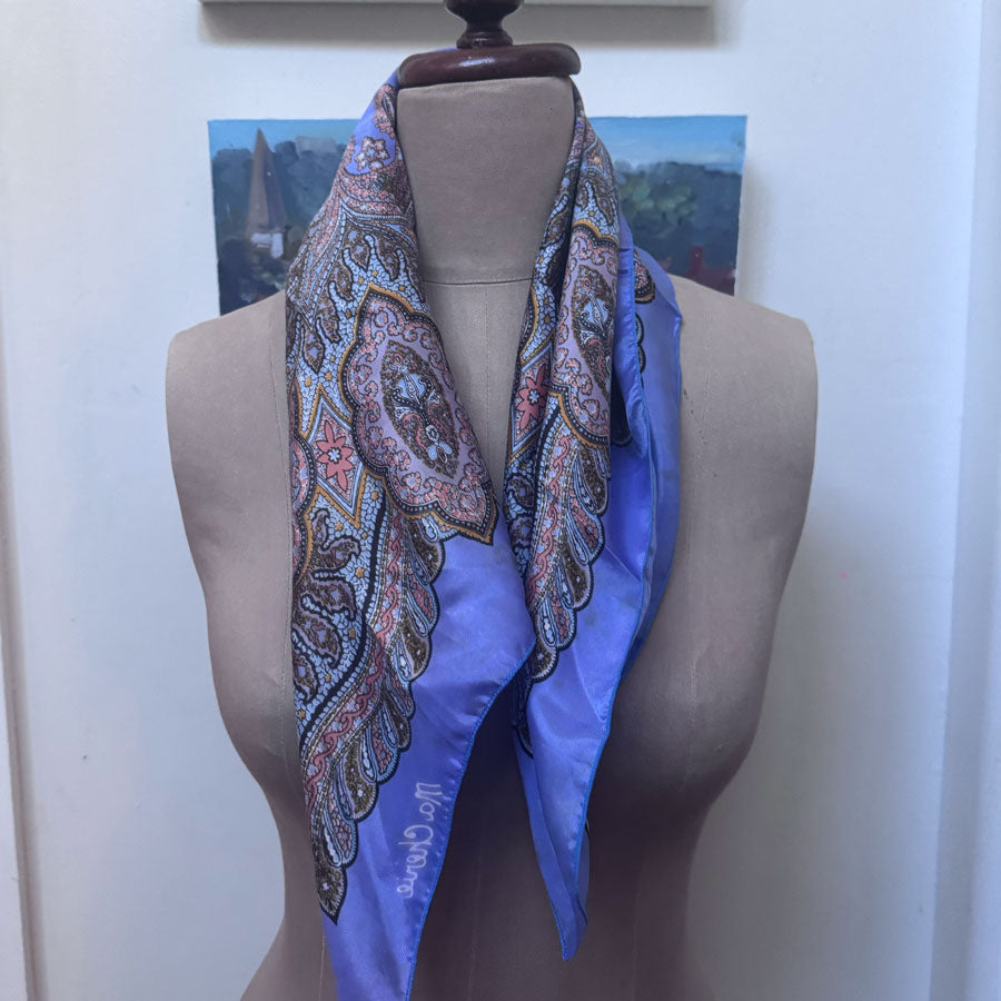Retro scarves