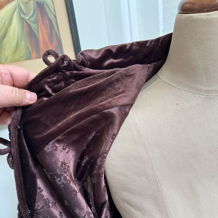 Incredible vintage velvet brown jacket