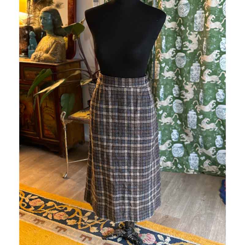 sz 18 M check wool wiggle skirt