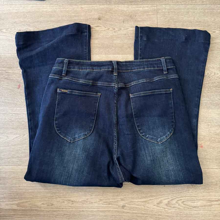 sz 18 City Chic Harley High Rise Flare jeans