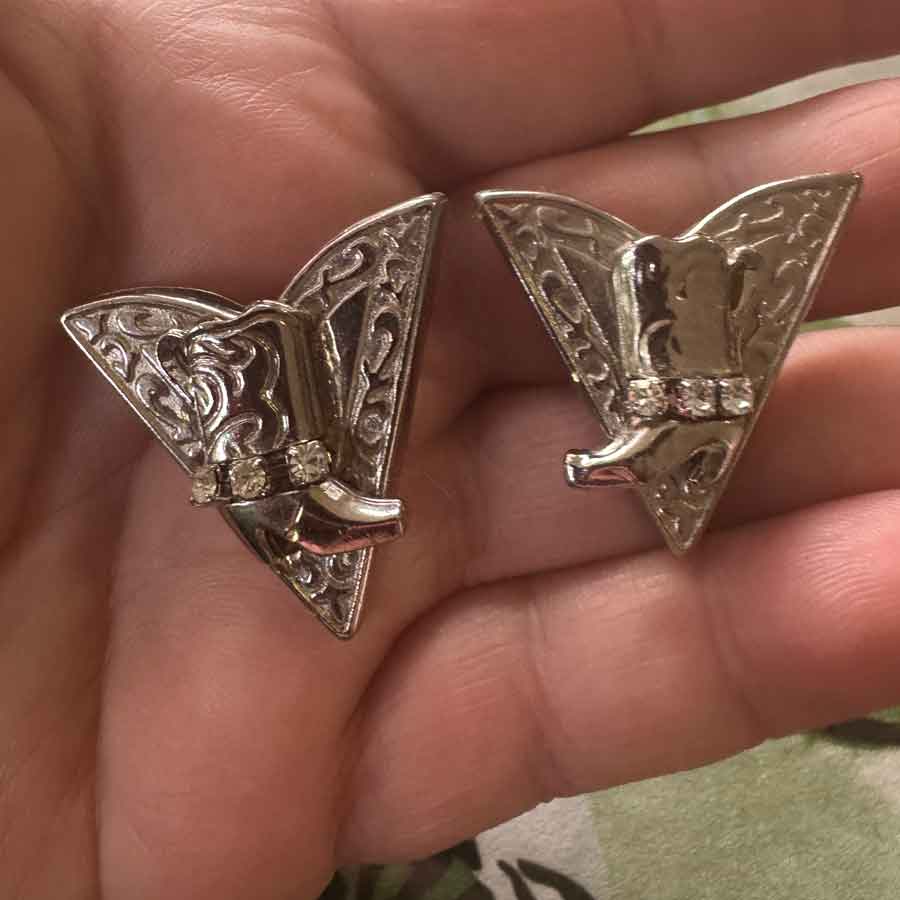 Western diamanté collar tips