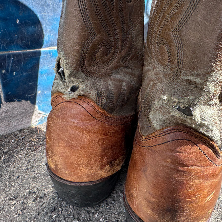 sz 10D mens cowboy boots