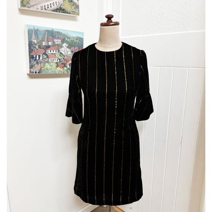 sz 6 Cue black velvet cocktail dress