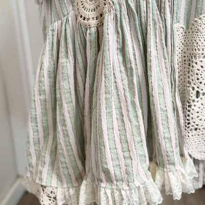 sz 3XL curvy doilied striped dress