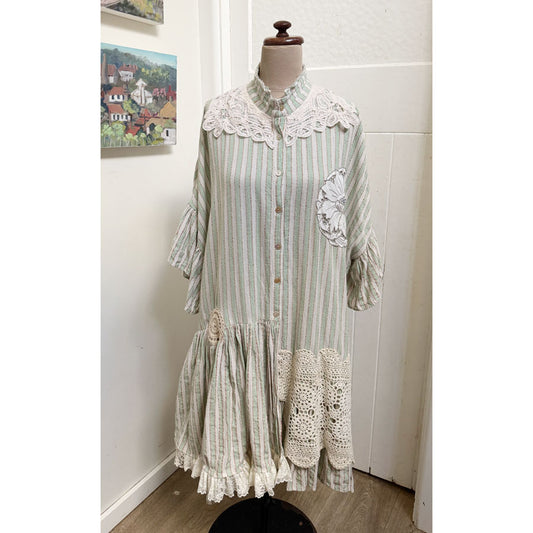 sz 3XL curvy doilied striped dress