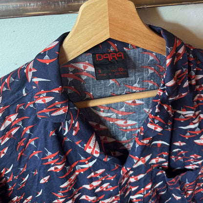 sz S Dara navy retro shirt