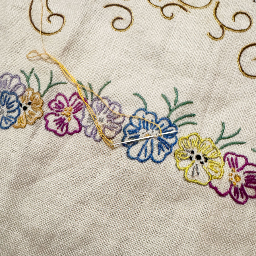 Doilies set floral fancy