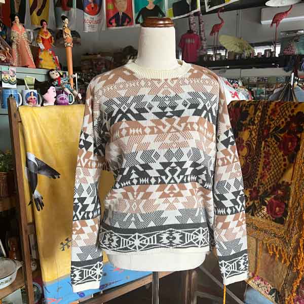 sz xs Aztec inspired jumper Sportsgirl