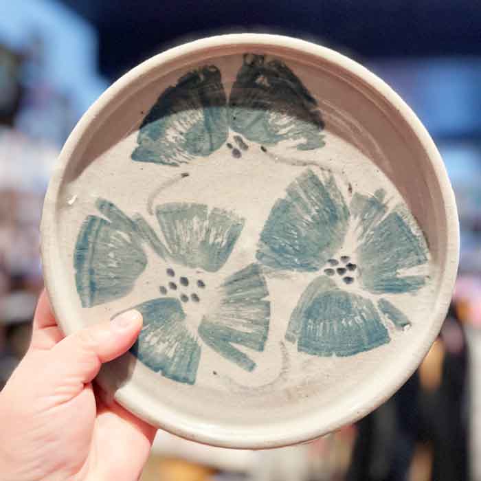 Earthenware floral plate