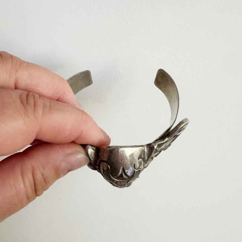 Funky metal elephant bracelet