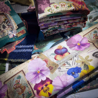 Fabric : Ephemera ladies girl RTS