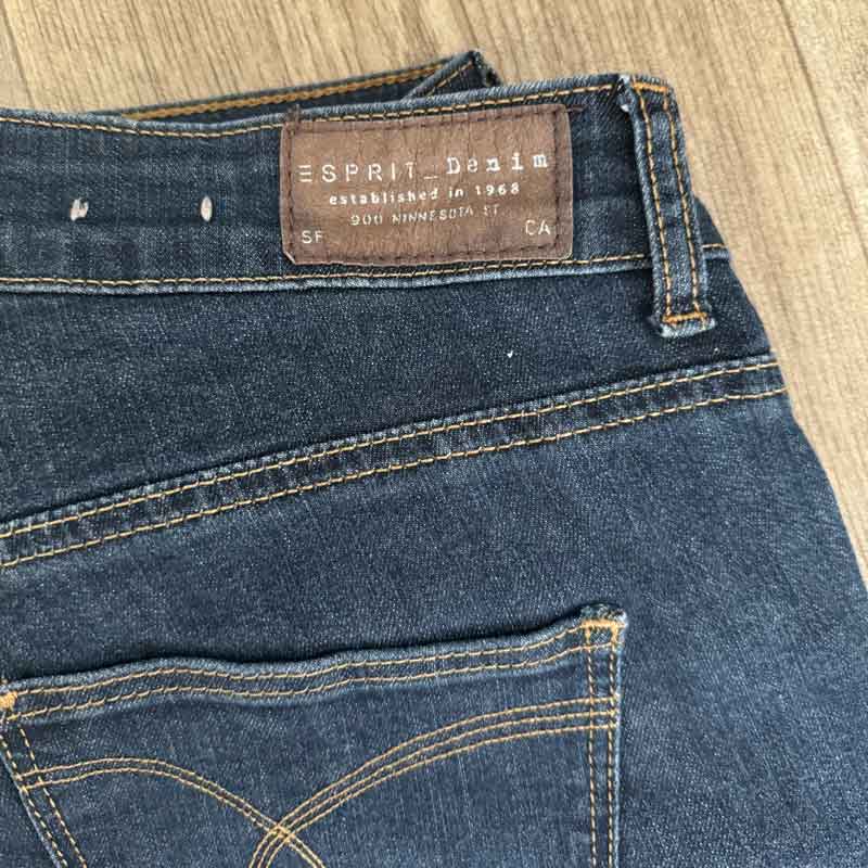 sz 28 Esprit bootcut jeans