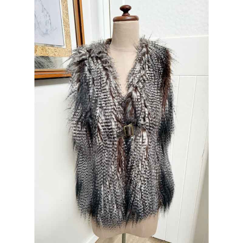 sz XL feathery fur vest