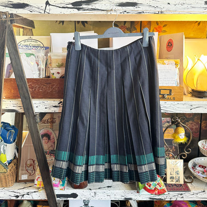 sz 15 Fletcher Jones wool skirt