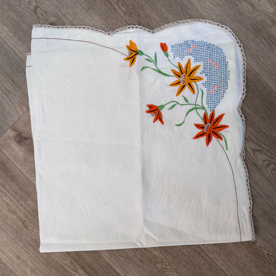 Sweet orange flower tablecloth