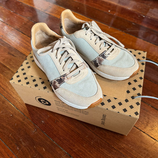 sz 6 Frankie 4 Natalya runners