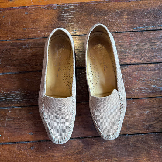 sz 38.5 italian camel loafers