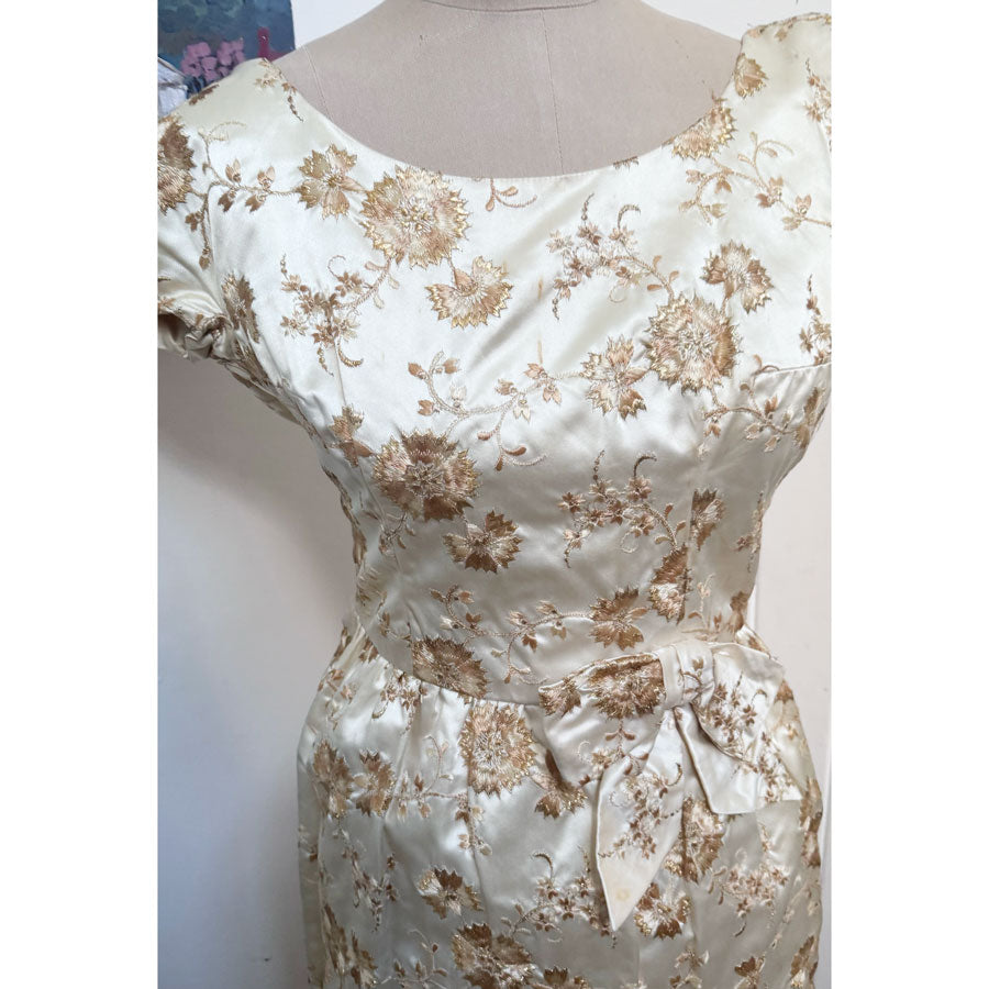 sz S vintage gold dress