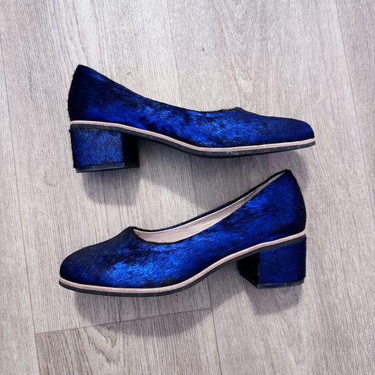 sz 38 Gorman blue fur shoes