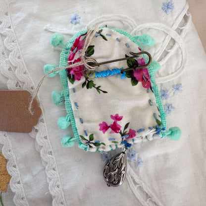 Green floral slow stitched brooch