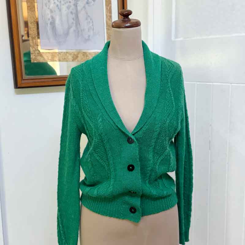 sz S green wool cardigan