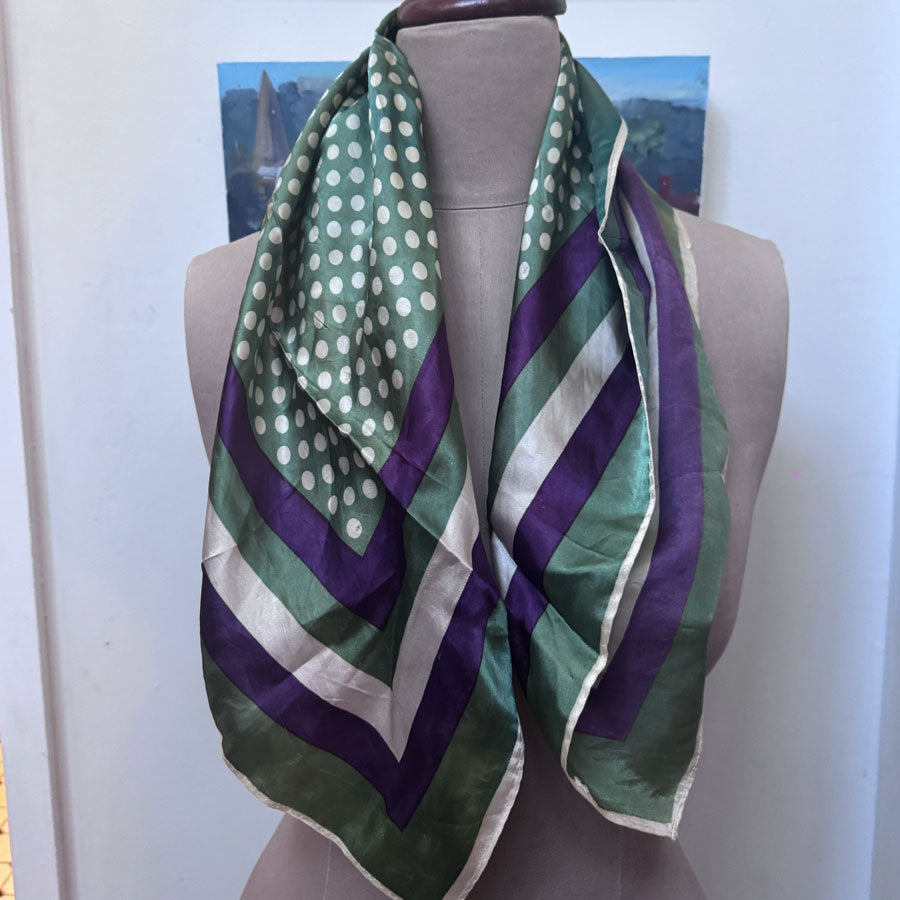 Retro scarves