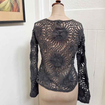 sz M-L grey crochet cardigan