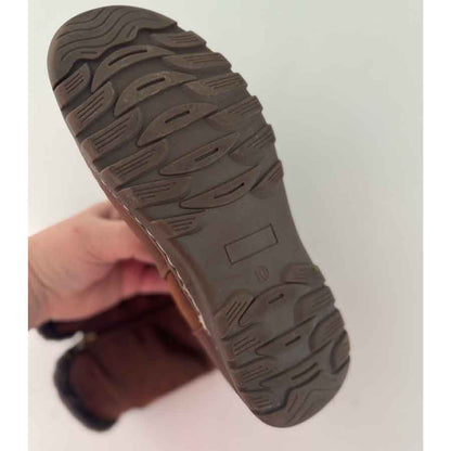 sz 10 Grosby winter boots