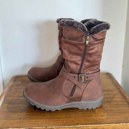 sz 10 Grosby winter boots