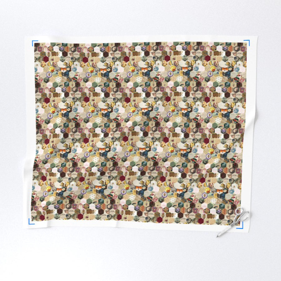 Fabric : Hexagon Bees & Flowers small scale