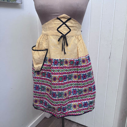 Yellow HMS Pinafore